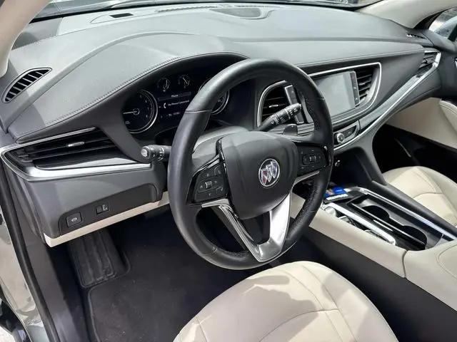 2023 Buick Enclave Essence FWD