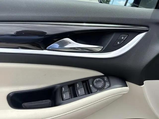 2023 Buick Enclave Essence FWD