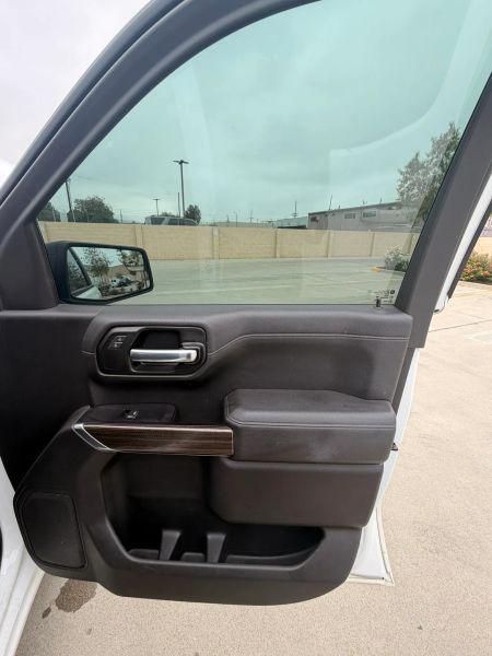 2021 Chevrolet Silverado 1500 2WD Crew Cab Short Bed LT