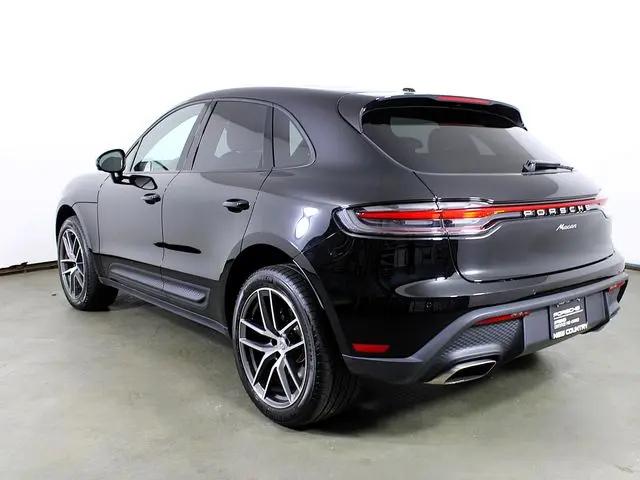 2025 Porsche Macan Macan