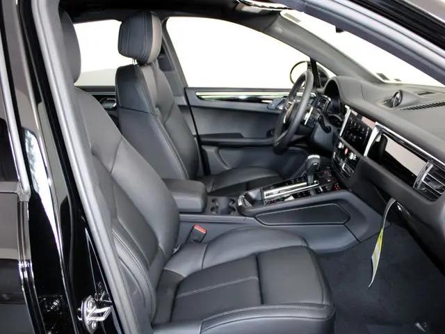 2025 Porsche Macan Macan