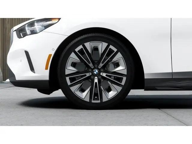 2027 BMW 5 Series 530i