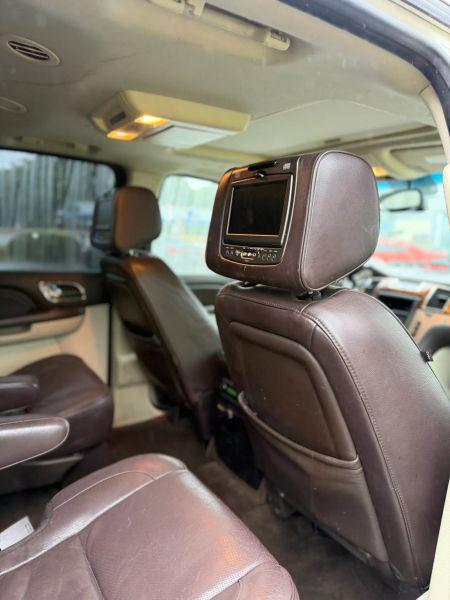 2014 Cadillac Escalade ESV Platinum Edition