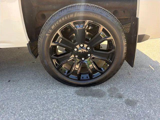 2017 Chevrolet Silverado 1500 High Country