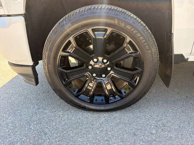 2017 Chevrolet Silverado 1500 High Country