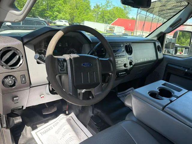 2015 Ford F-550 XL
