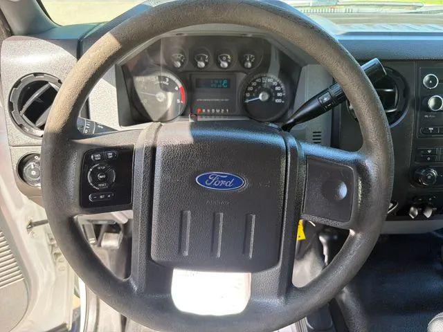 2015 Ford F-550 XL