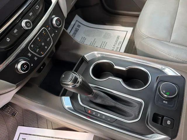 2020 Chevrolet Traverse FWD LT Leather