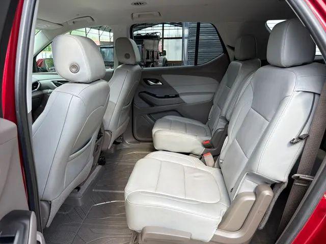 2020 Chevrolet Traverse FWD LT Leather