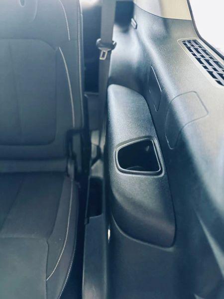 2023 Jeep Grand Cherokee L Laredo 4x2