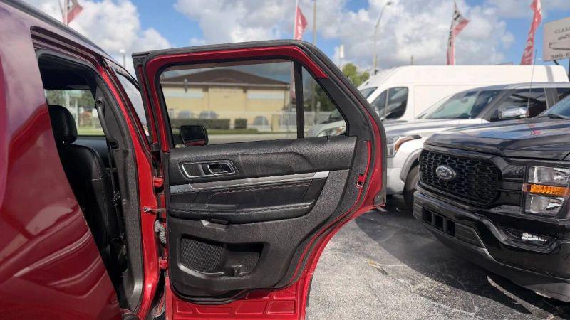 2017 Ford Explorer Sport