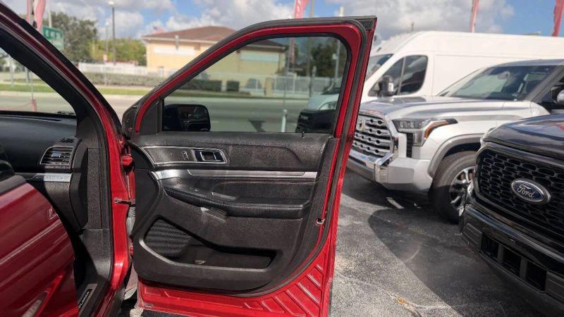 2017 Ford Explorer Sport
