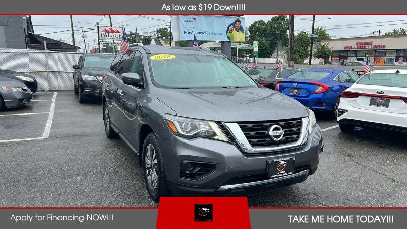 2018 Nissan Pathfinder S