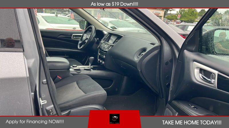 2018 Nissan Pathfinder S
