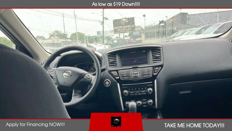 2018 Nissan Pathfinder S