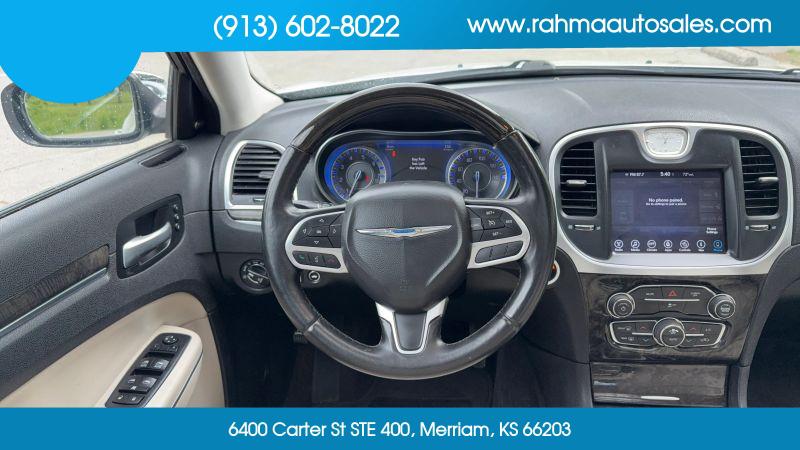 2017 Chrysler 300 300C