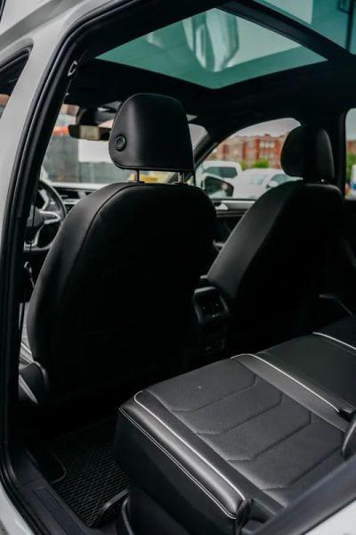 2023 Volkswagen Tiguan 2.0T SEL R-Line