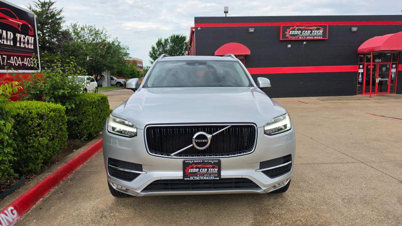 2016 Volvo XC90 T6 Momentum