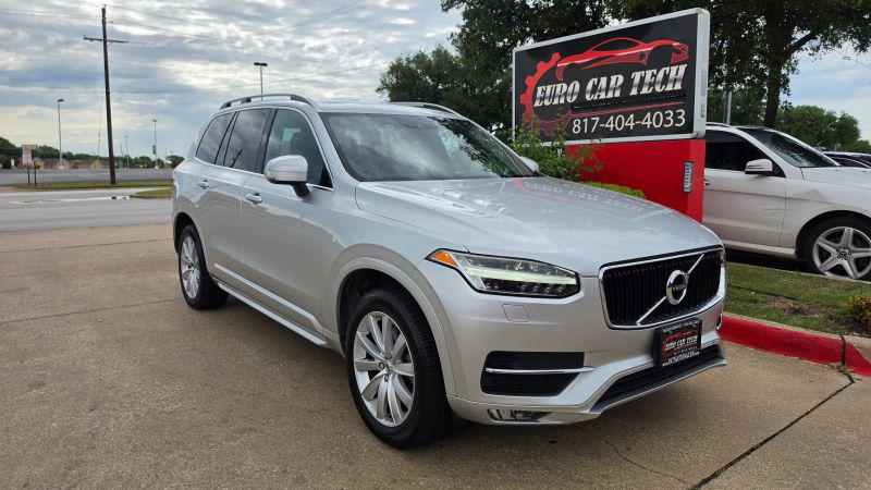 2016 Volvo XC90 T6 Momentum
