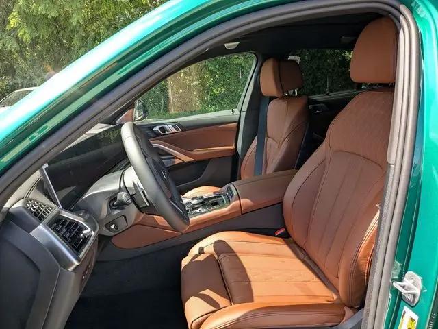 2027 BMW X6 M60i