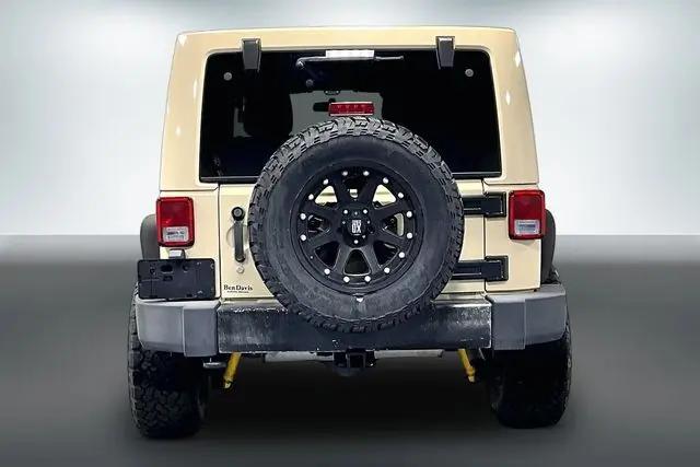 2012 Jeep Wrangler Unlimited Sahara