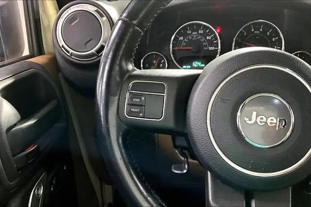 2012 Jeep Wrangler Unlimited Sahara