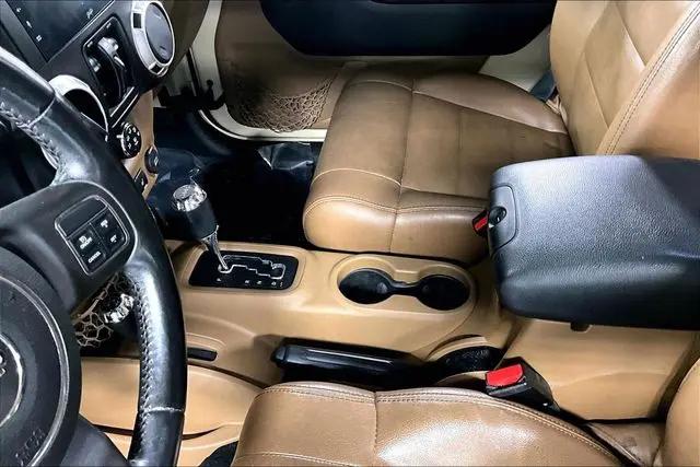2012 Jeep Wrangler Unlimited Sahara
