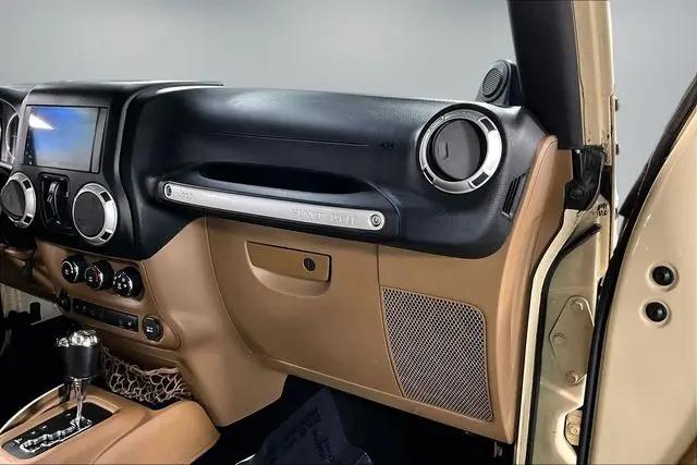 2012 Jeep Wrangler Unlimited Sahara
