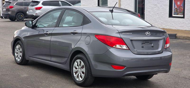 2016 Hyundai Accent SE
