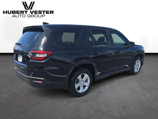 2023 Honda Pilot AWD LX