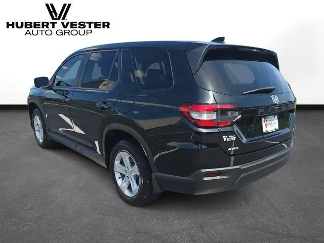 2023 Honda Pilot AWD LX