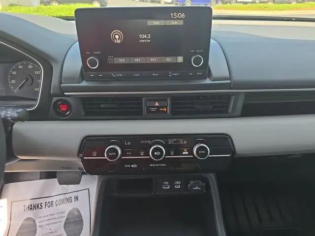 2023 Honda Pilot AWD LX