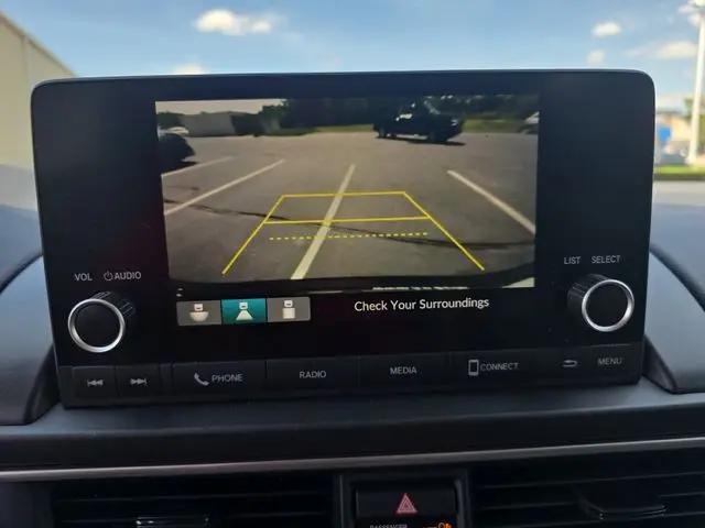 2023 Honda Pilot AWD LX