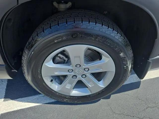 2023 Honda Pilot AWD LX