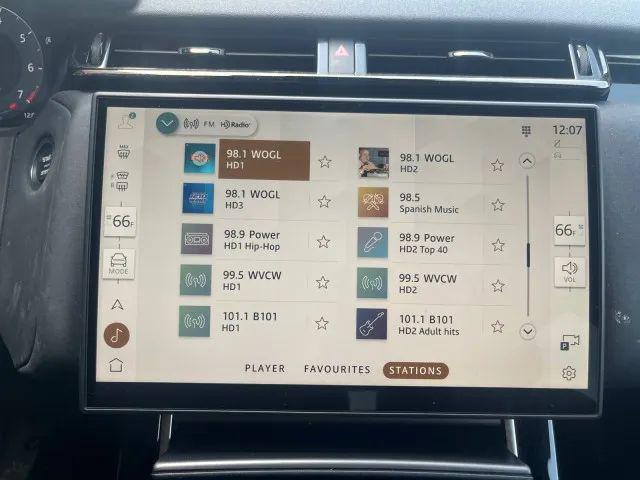2025 Land Rover Range Rover Velar P250 Dynamic SE