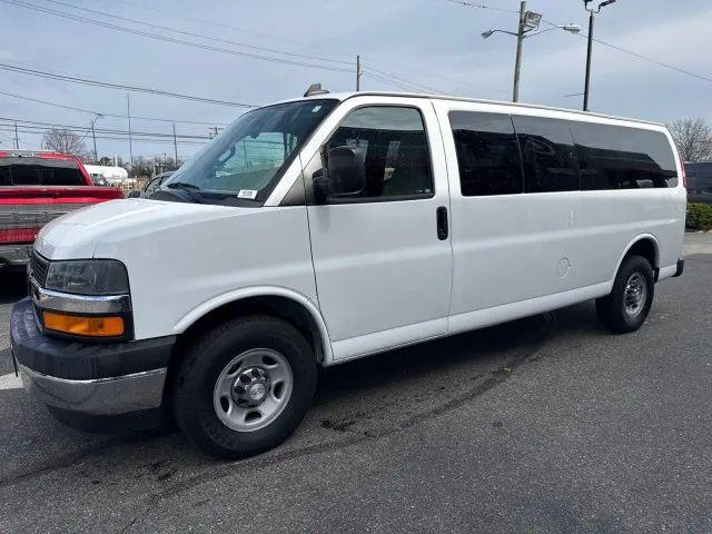 2017 Chevrolet Express LT