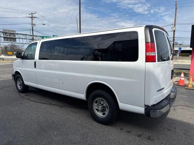 2017 Chevrolet Express LT