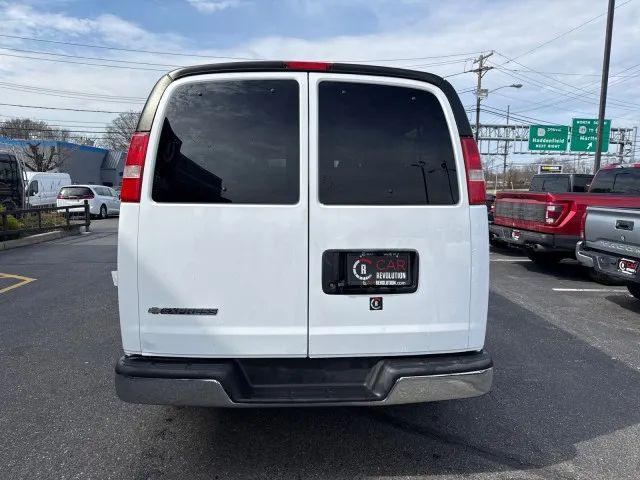 2017 Chevrolet Express LT