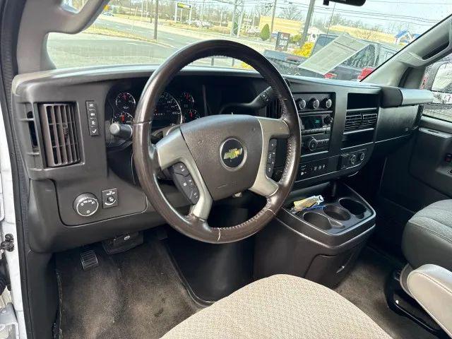 2017 Chevrolet Express LT