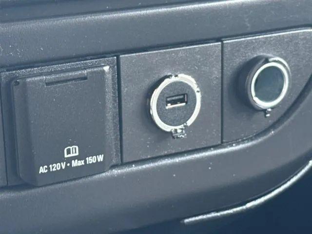 2017 Chevrolet Express LT