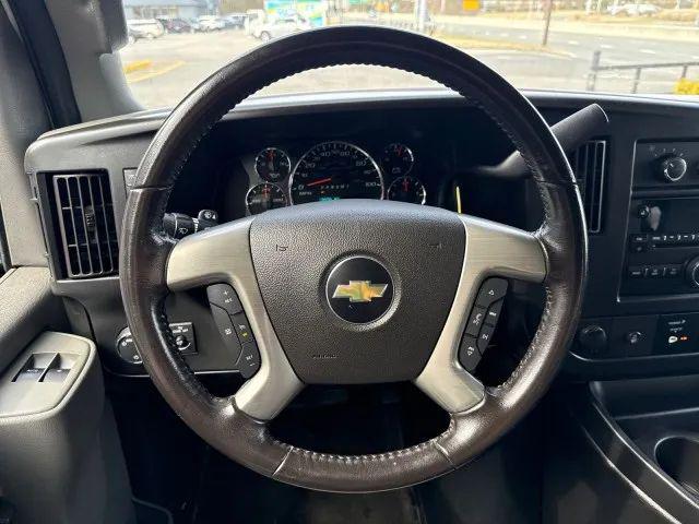 2017 Chevrolet Express LT