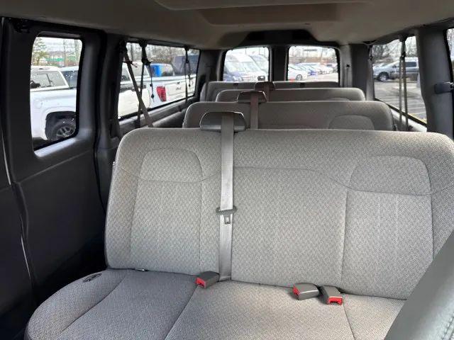 2017 Chevrolet Express LT