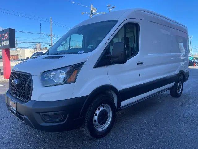 2023 Ford Transit Cargo Van Medium Roof w/LWB