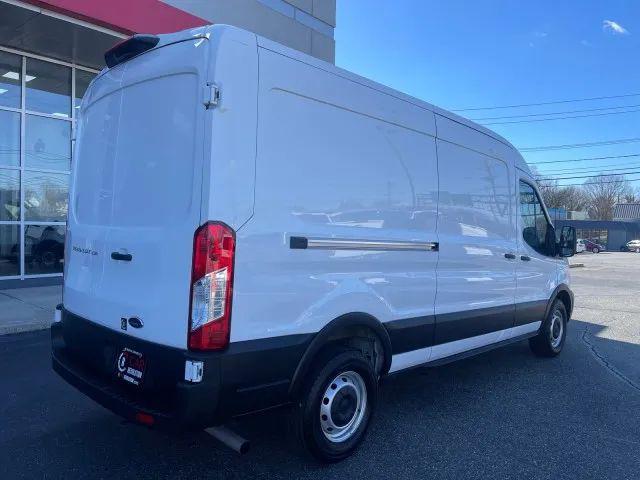 2023 Ford Transit Cargo Van Medium Roof w/LWB