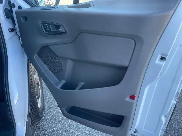 2023 Ford Transit Cargo Van Medium Roof w/LWB