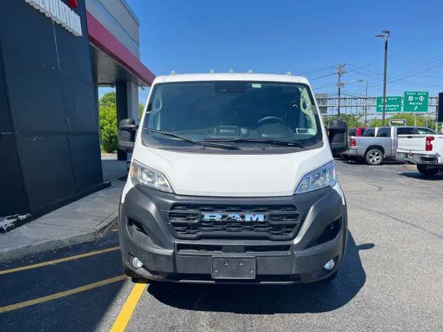 2025 Ram ProMaster 2500 Cargo Van Tradesman Low Roof 136" WB w/Pass Seat