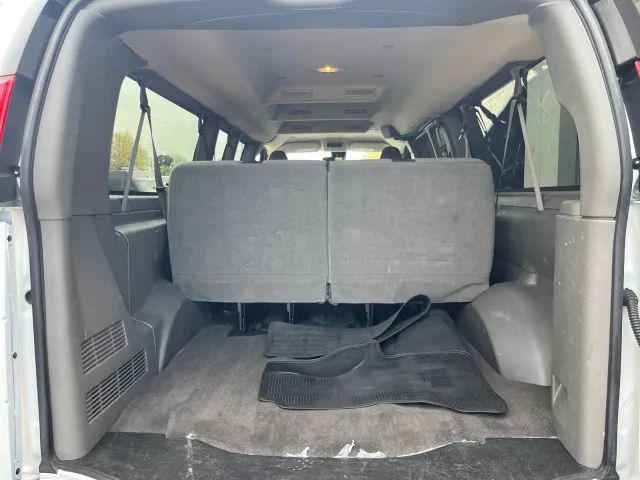 2024 Chevrolet Express Passenger RWD 3500 Extended Wheelbase LT