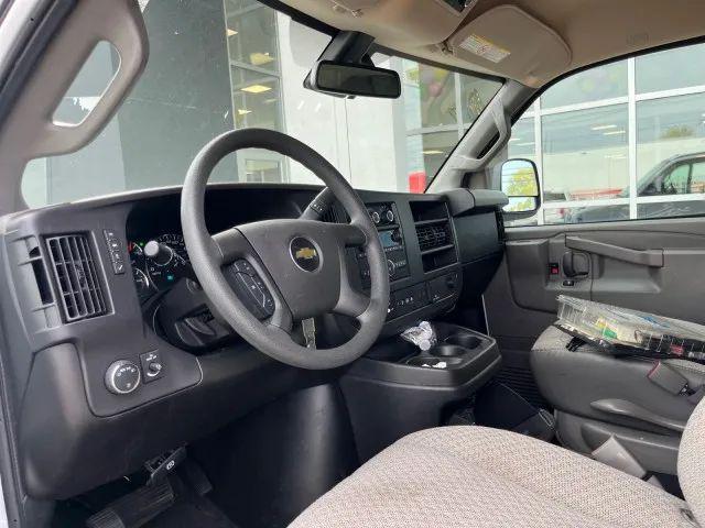 2024 Chevrolet Express Passenger RWD 3500 Extended Wheelbase LT