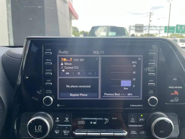 2021 Toyota Highlander L