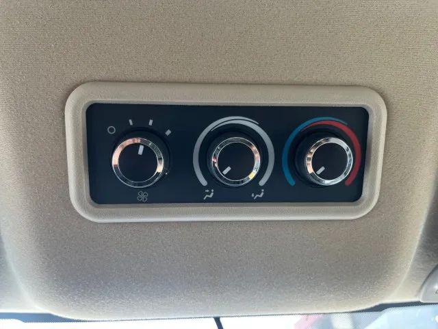 2022 Chevrolet Express Passenger RWD 3500 Extended Wheelbase LS